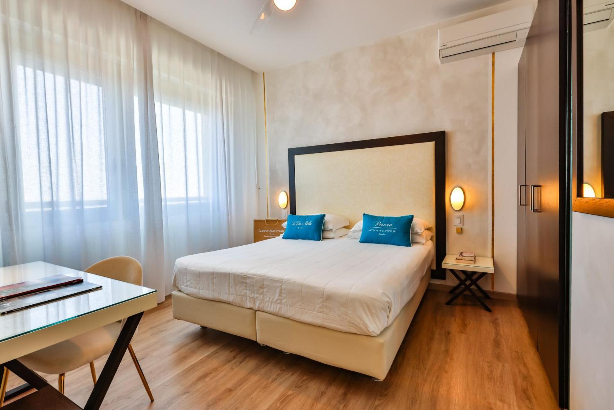 Unahotels Imperial Sport Hotel Pesaro Exteriör bild