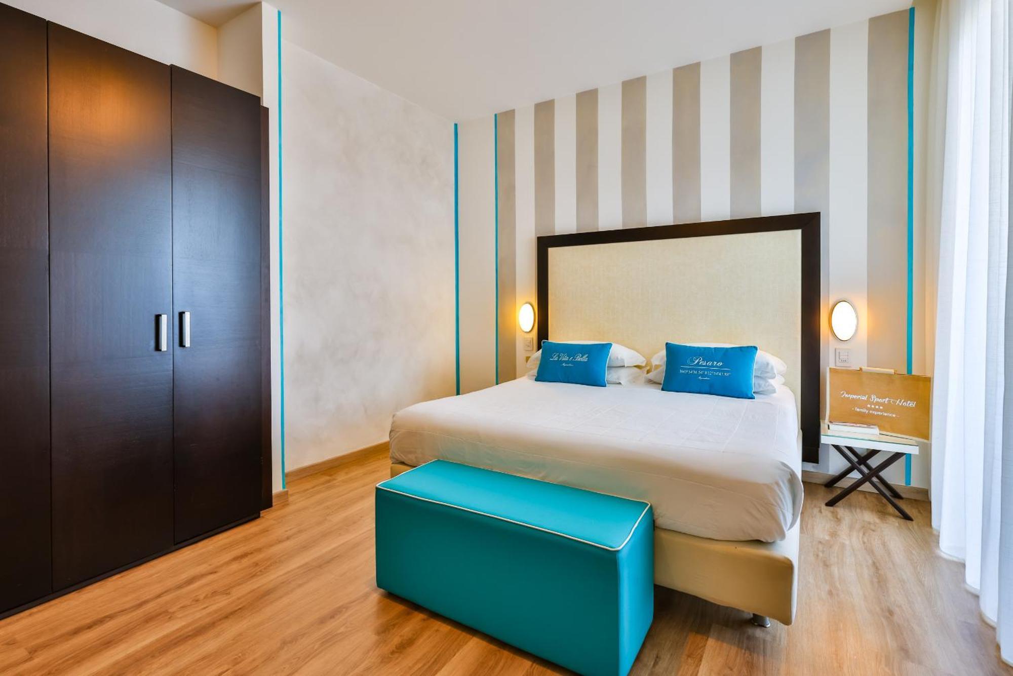 Unahotels Imperial Sport Hotel Pesaro Exteriör bild