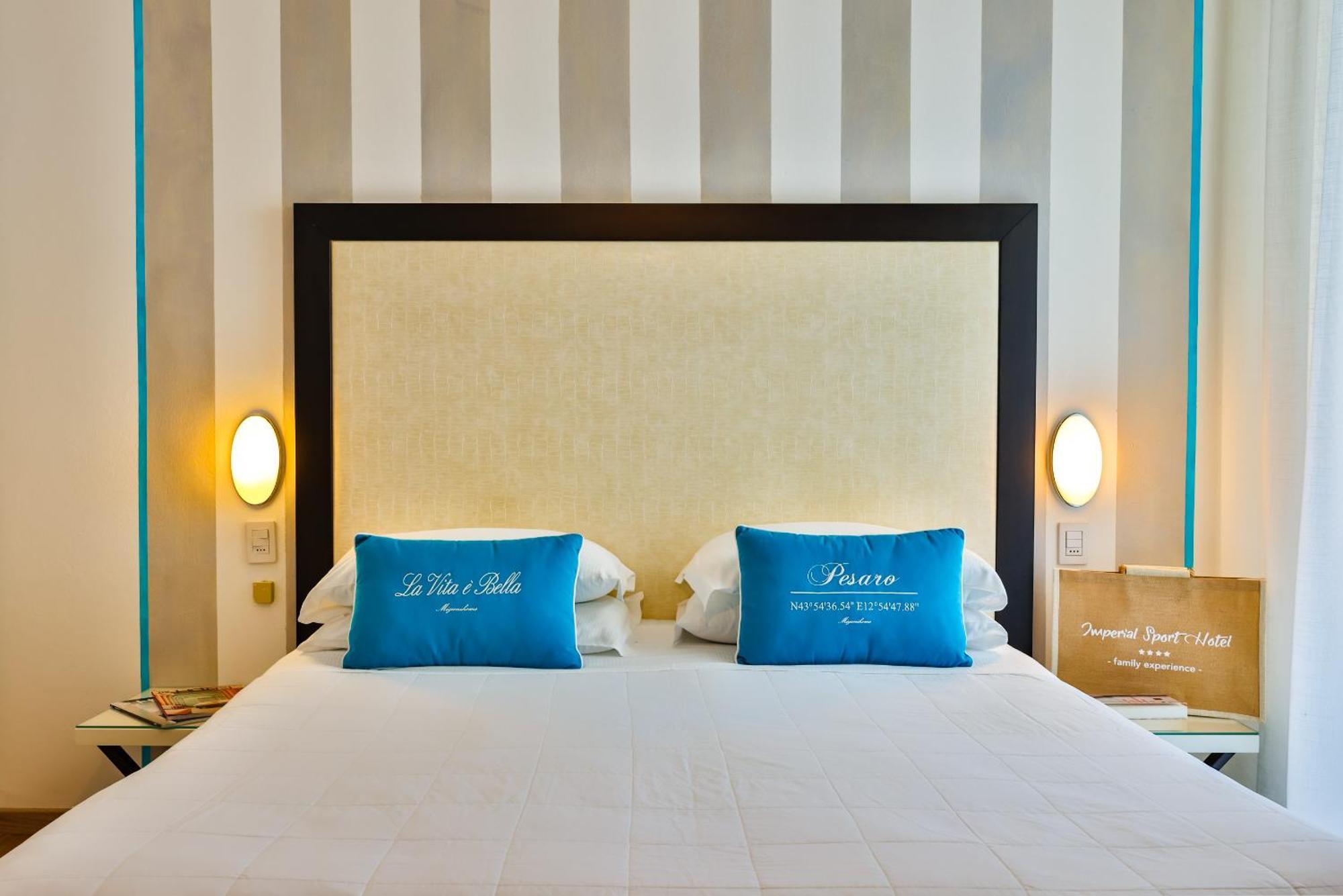 Unahotels Imperial Sport Hotel Pesaro Exteriör bild